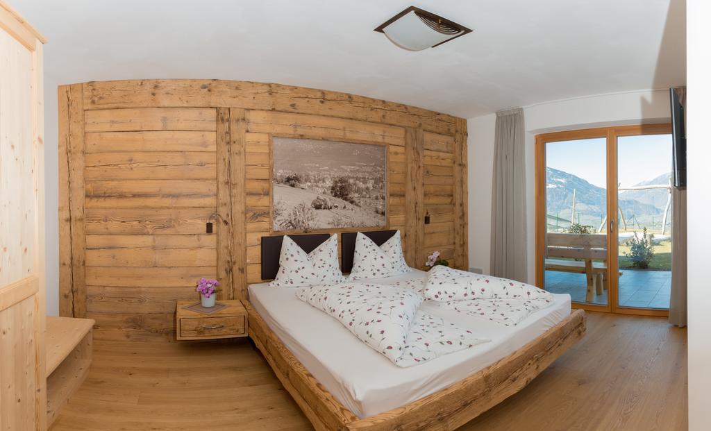 Krebishof Agriturismo Scena Kültér fotó