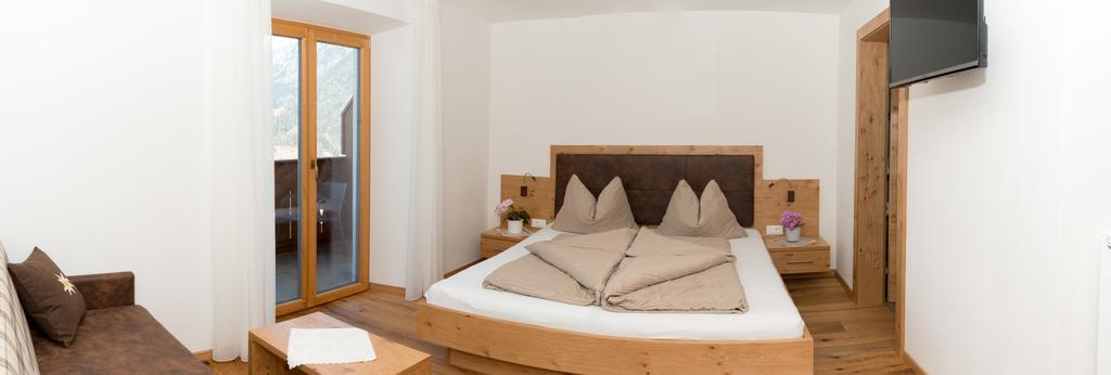 Krebishof Agriturismo Scena Kültér fotó