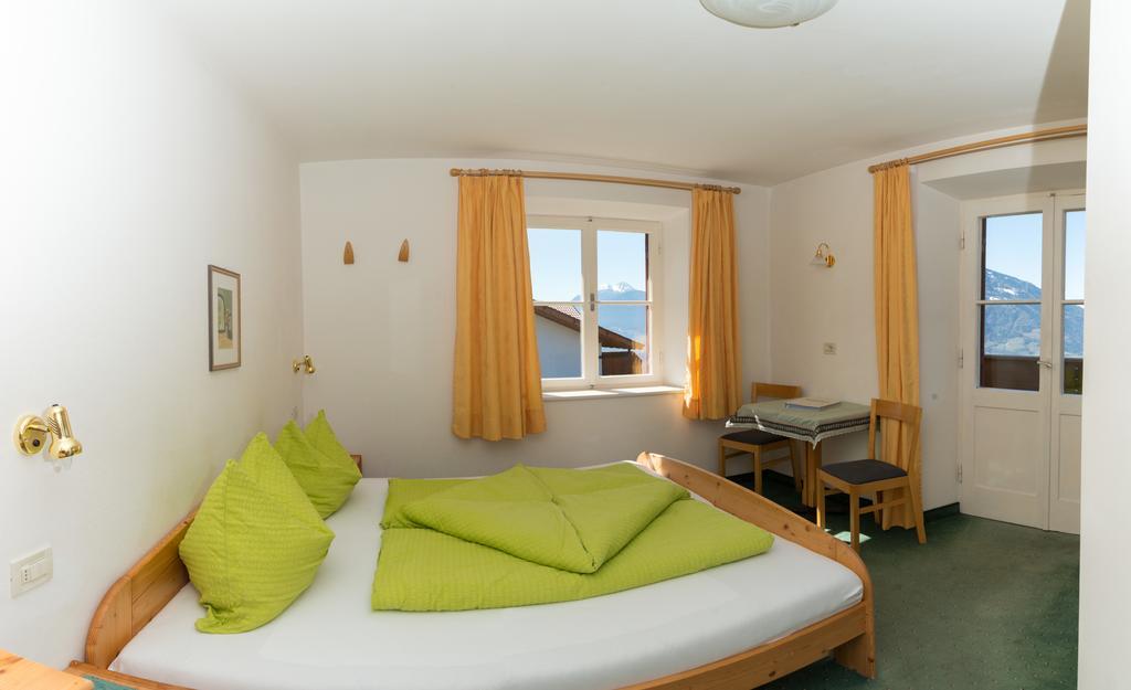 Krebishof Agriturismo Scena Kültér fotó